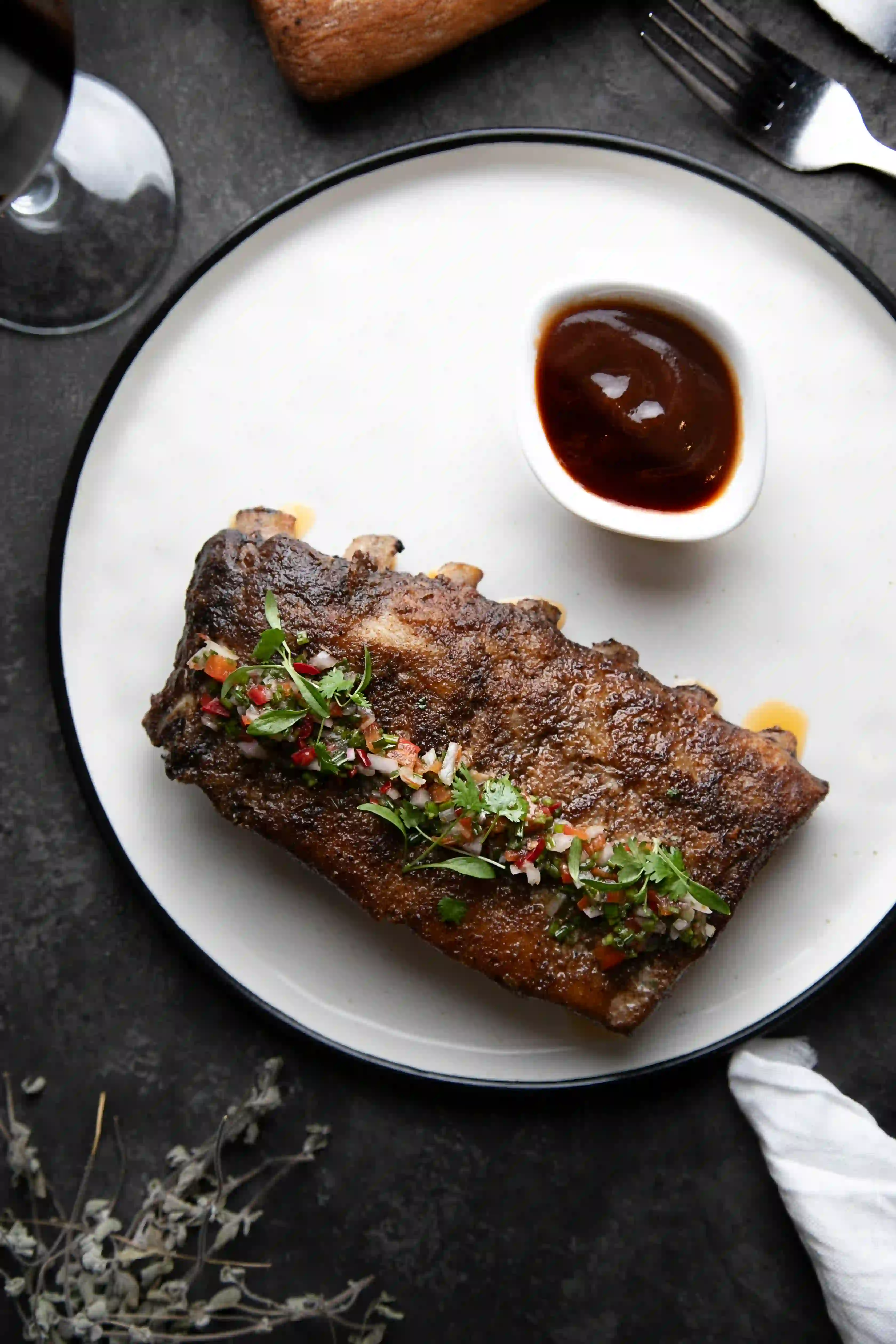 Costillas de cerdo a baja temperatura - barbacoa coreana con polvo chimichurri