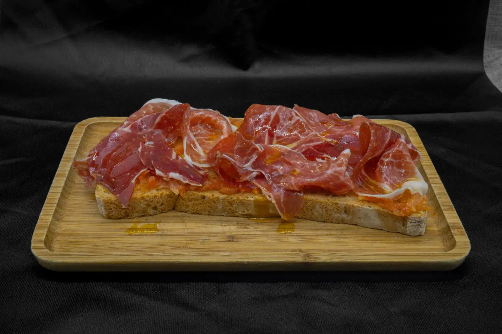 Torrada de jamón ibérico de cebo